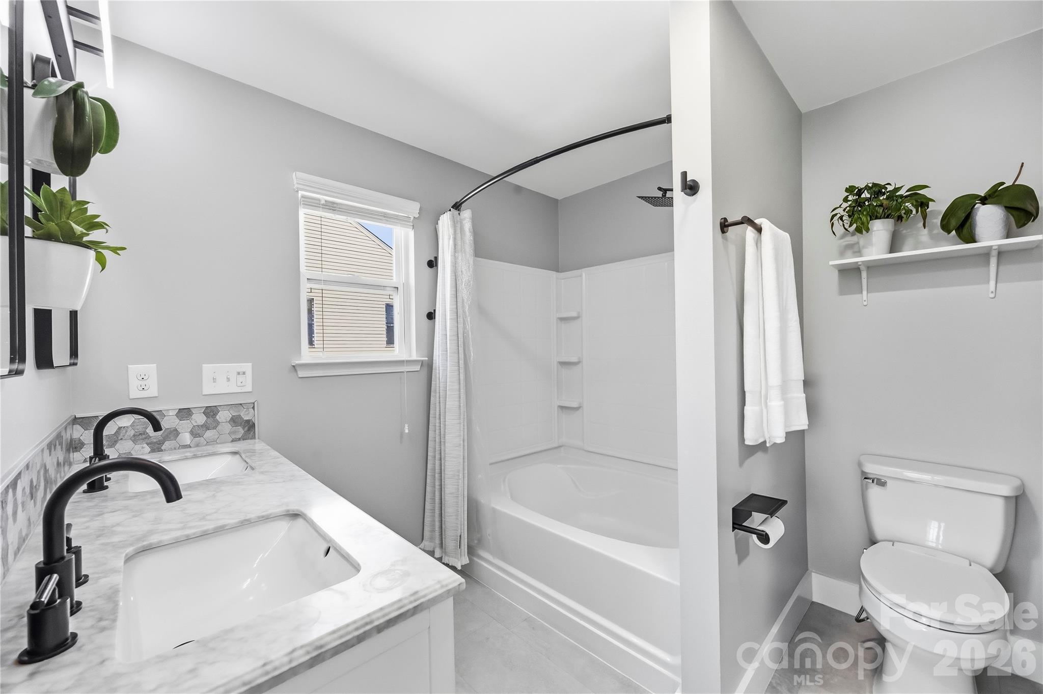 1633 Natalie Lane