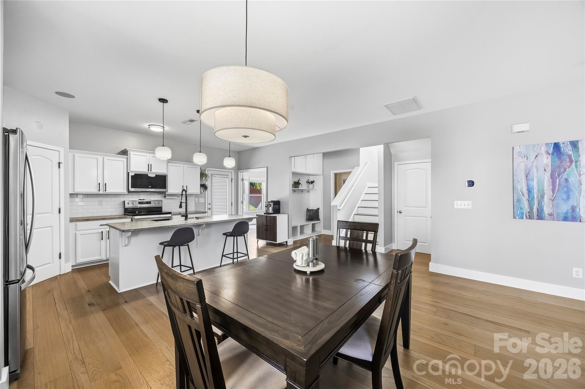 1633 Natalie Lane