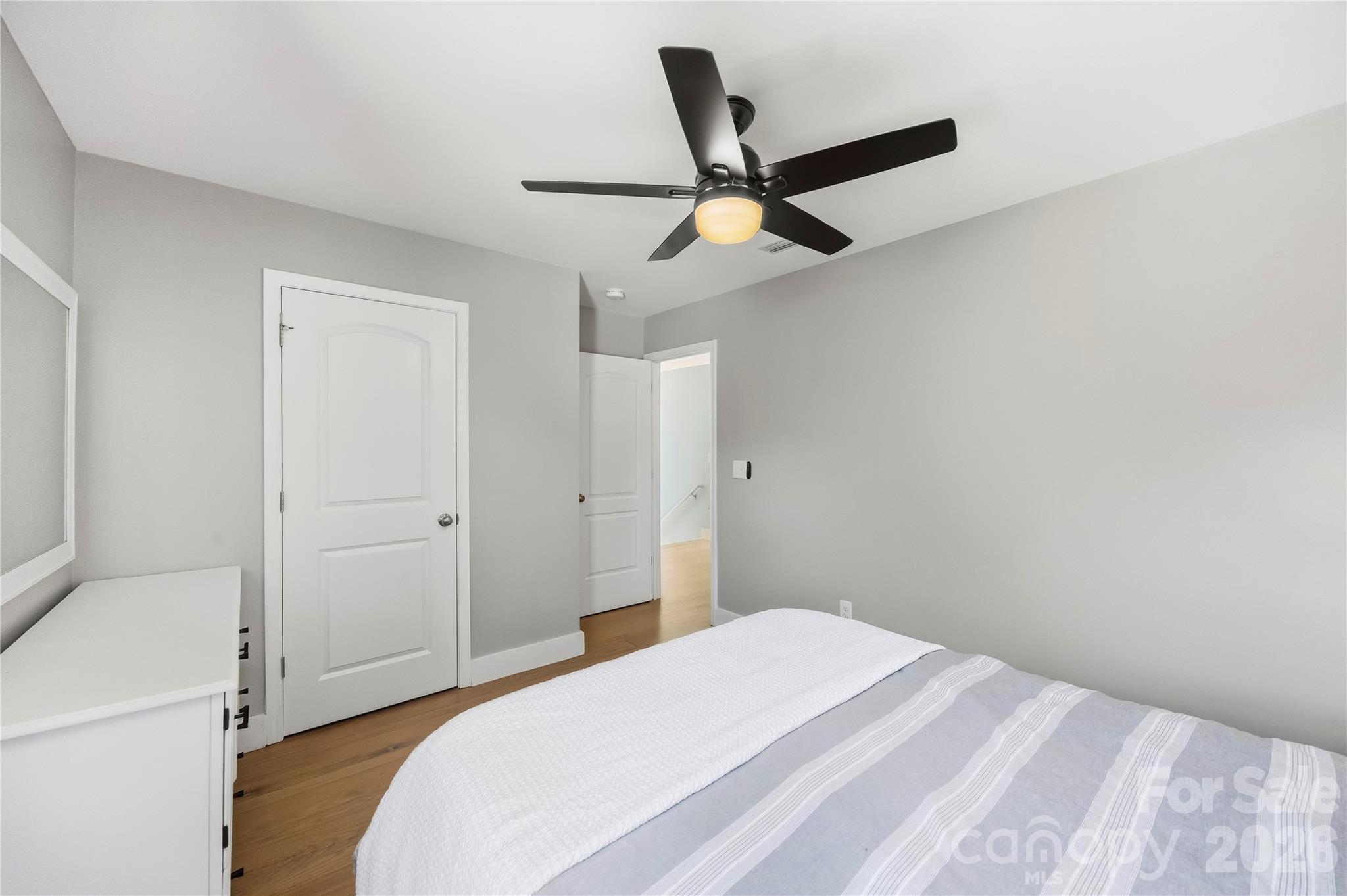 1633 Natalie Lane