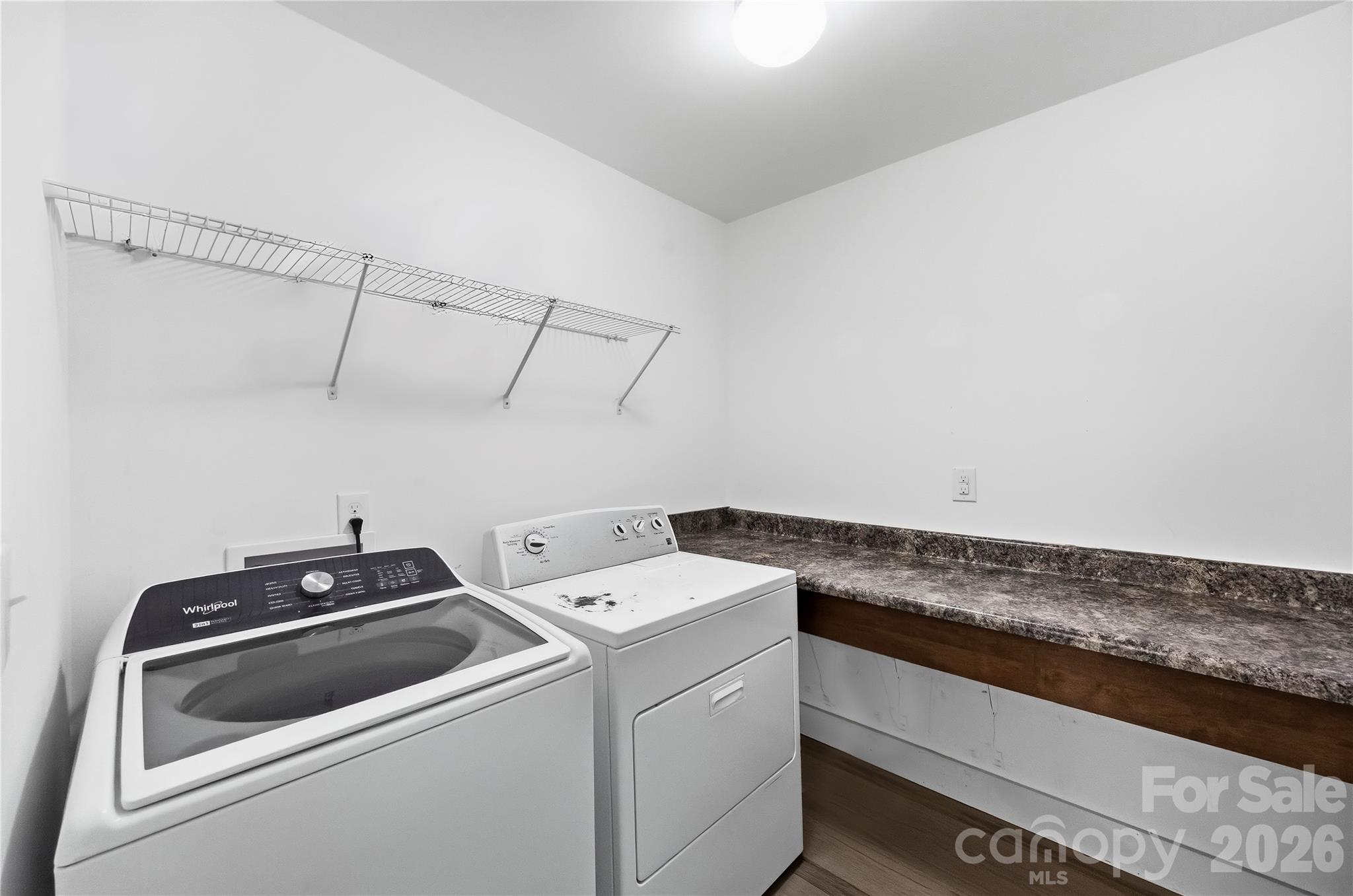 1633 Natalie Lane
