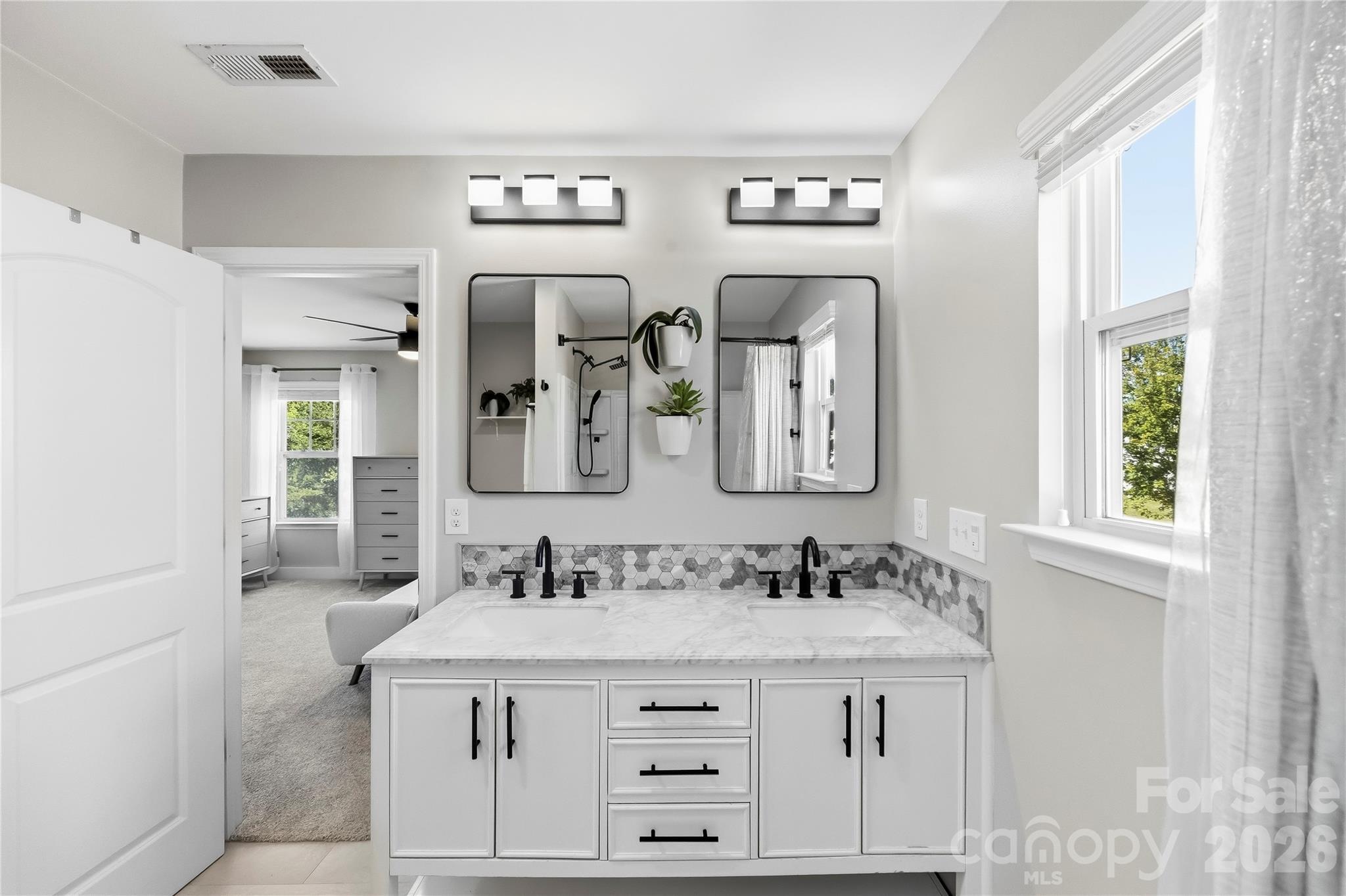 1633 Natalie Lane