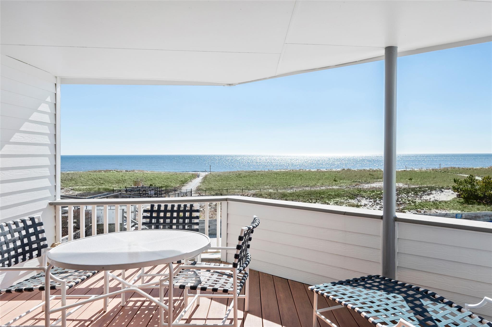 261 Dune Road Unit: 30