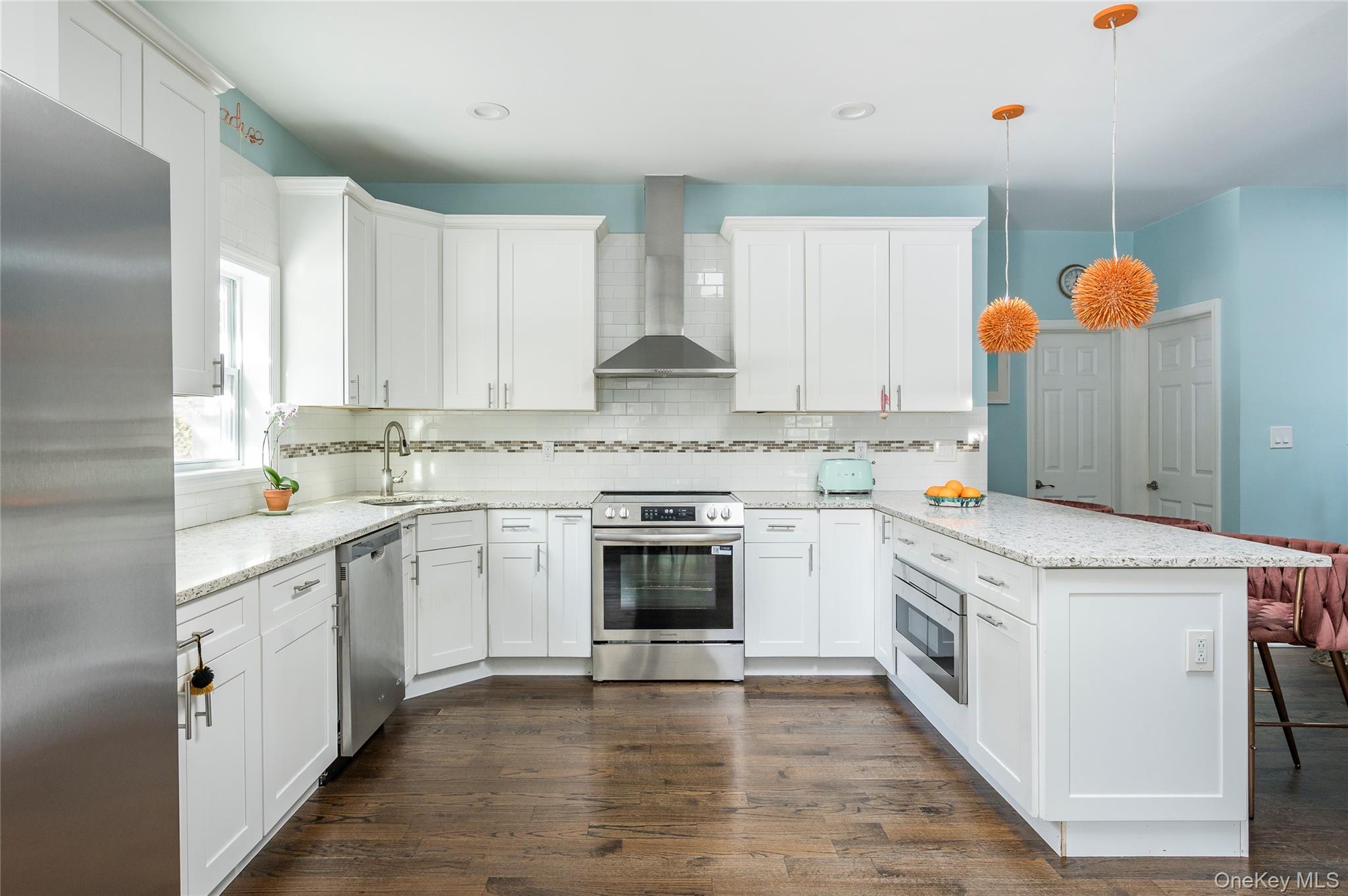 87 Washington Heights Avenue