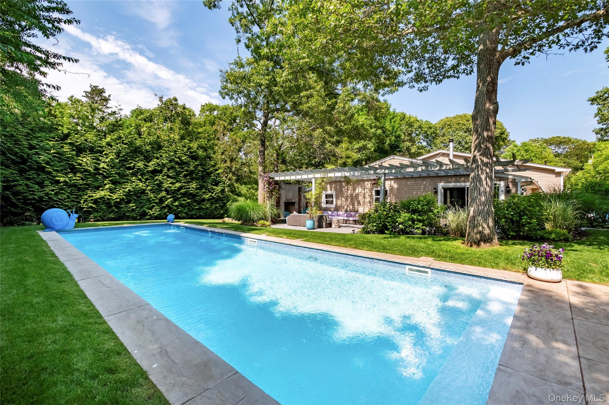 87 Washington Heights Avenue