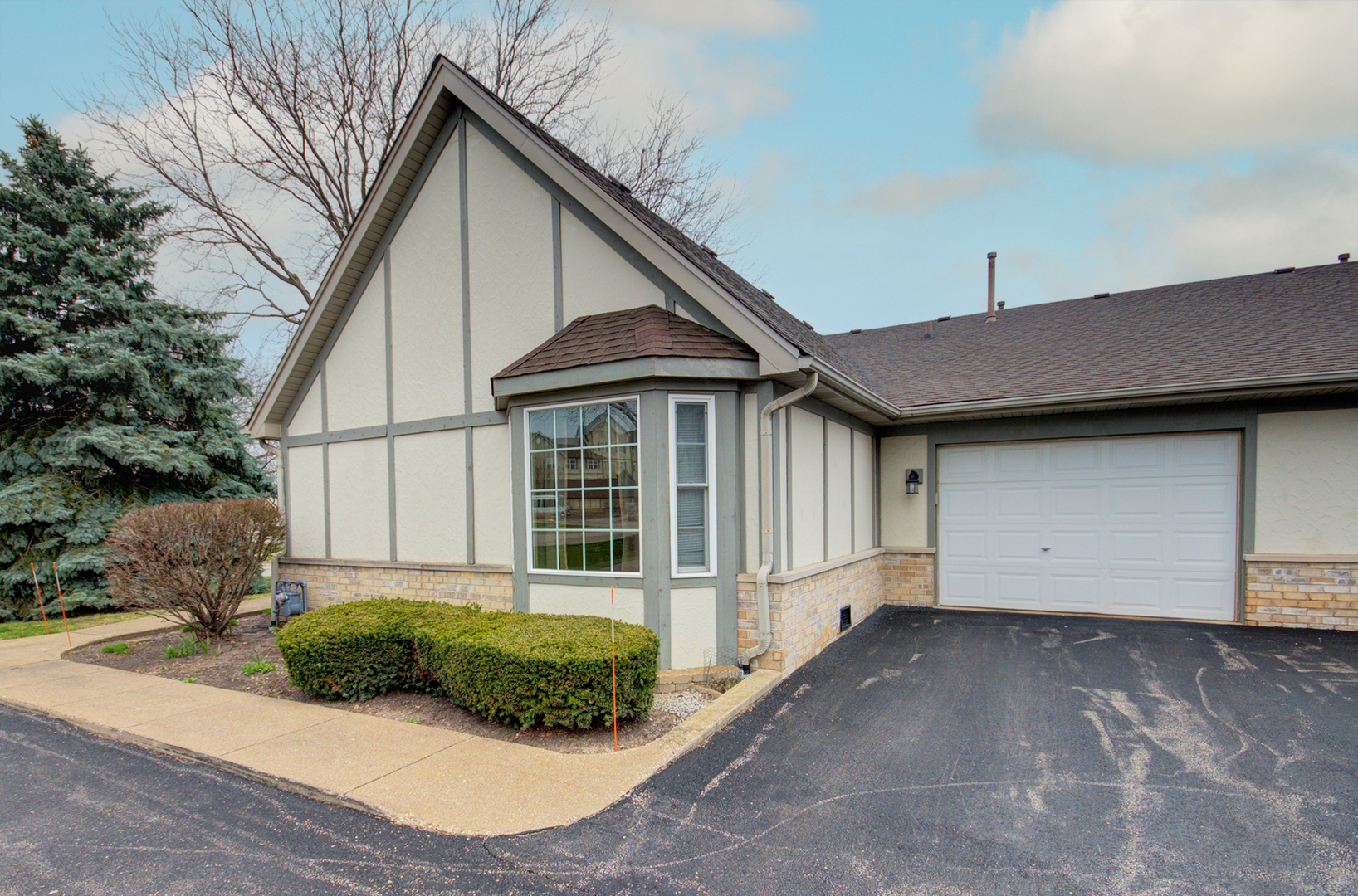 1780 Willow Circle Drive