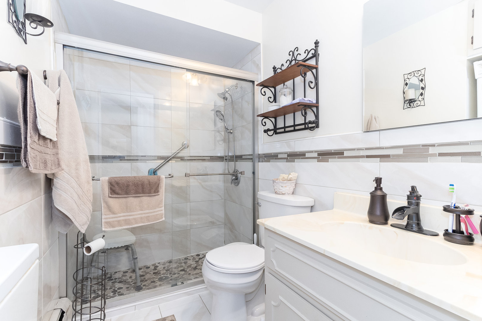 7104 98th Street Unit: 302