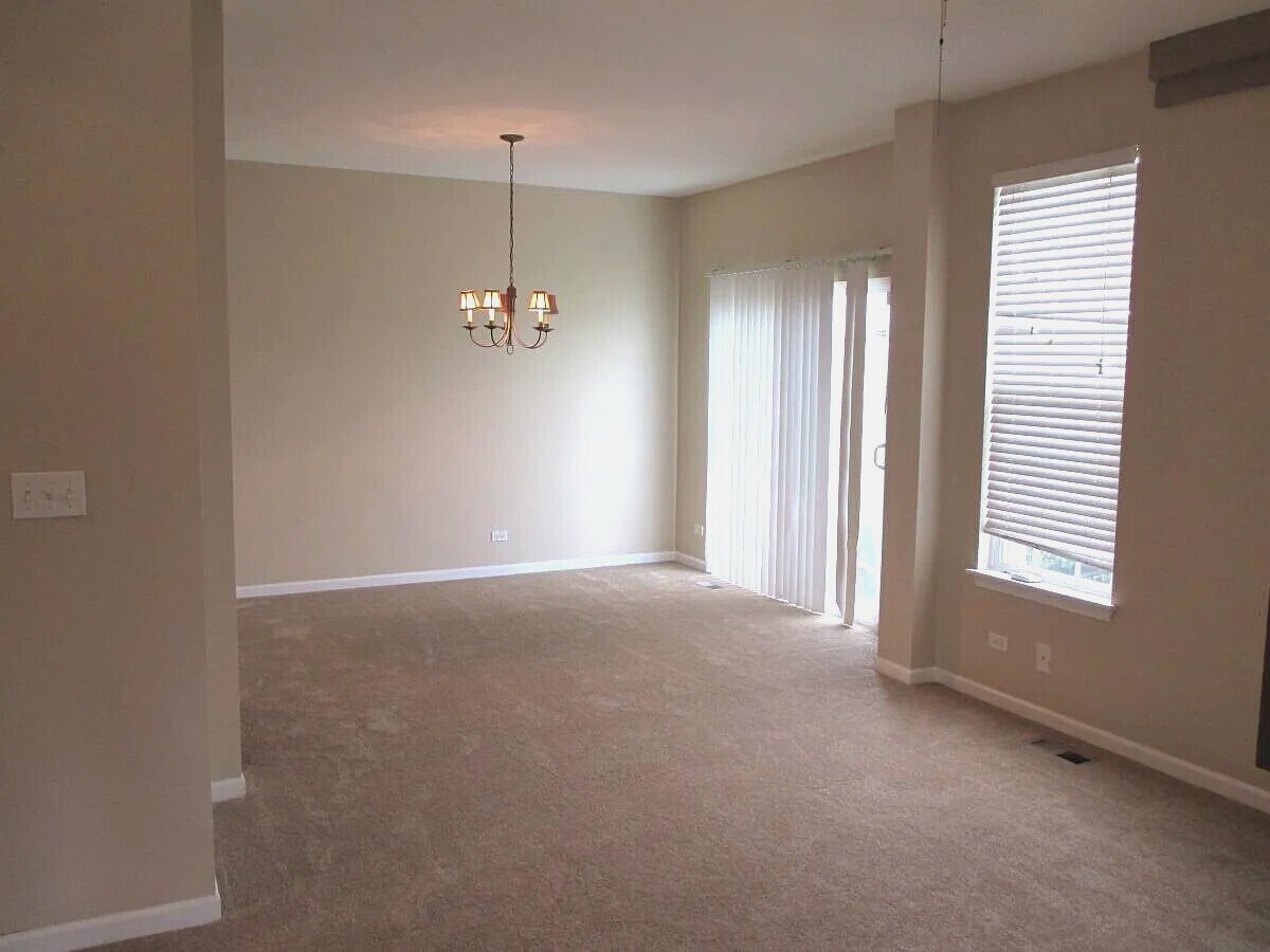 23927 Mcmullin Circle
