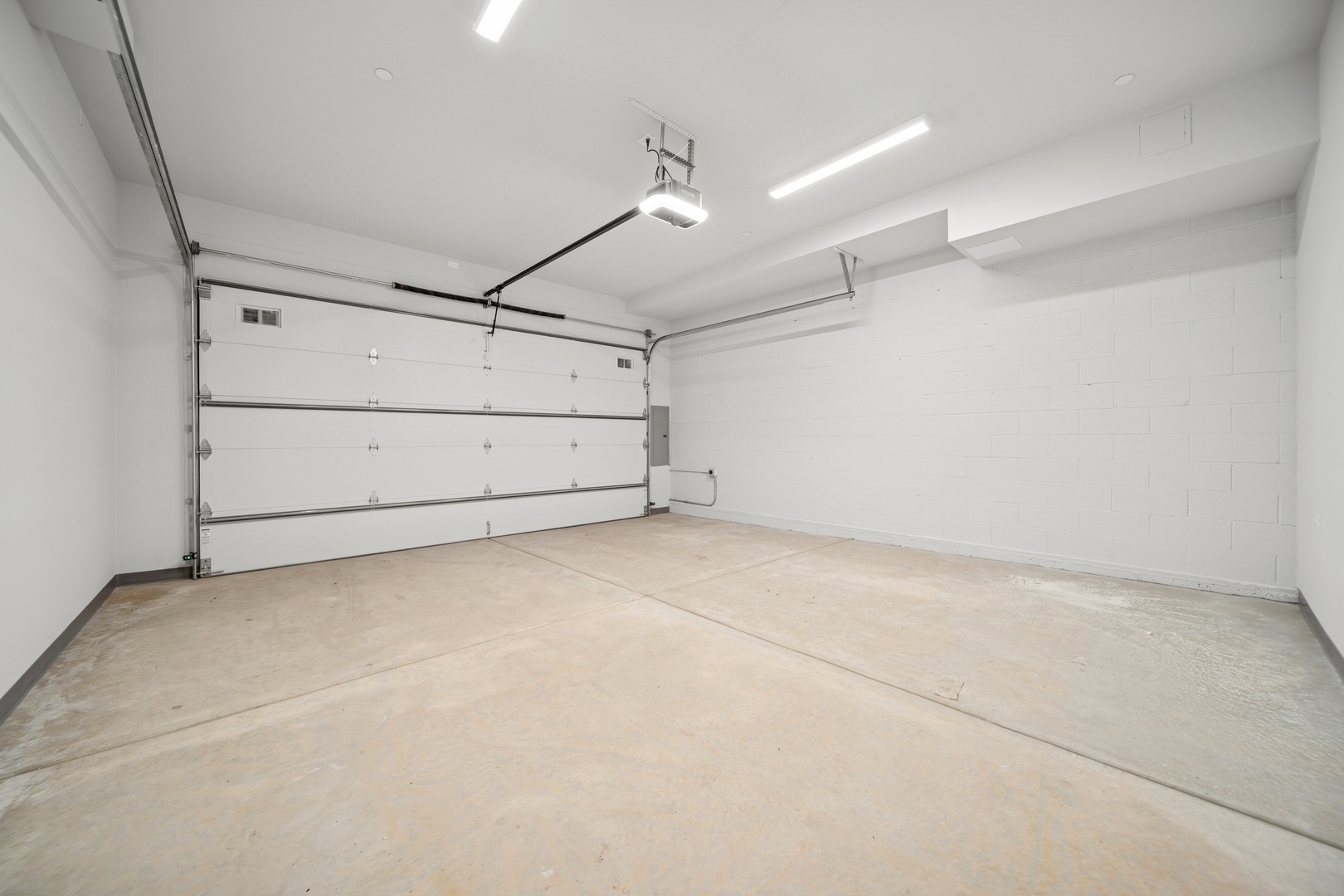 1333 E Madison Park