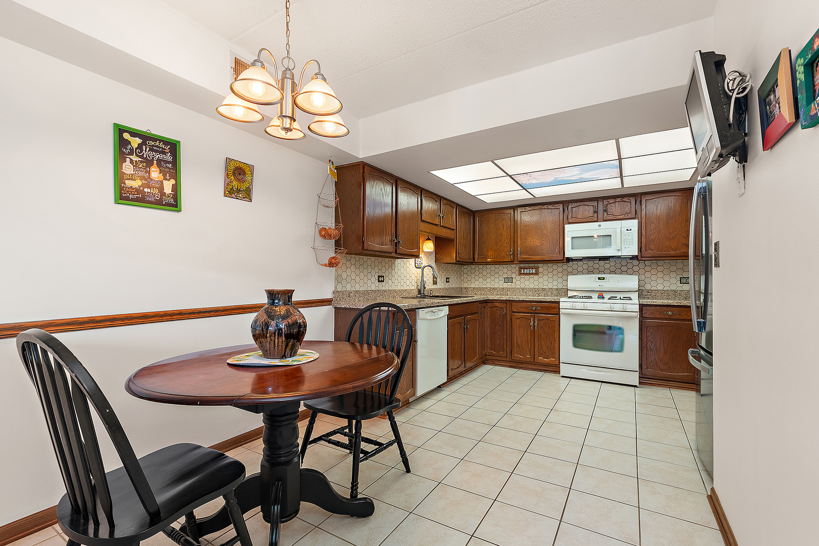 4025 W 93rd Place Unit: 1E