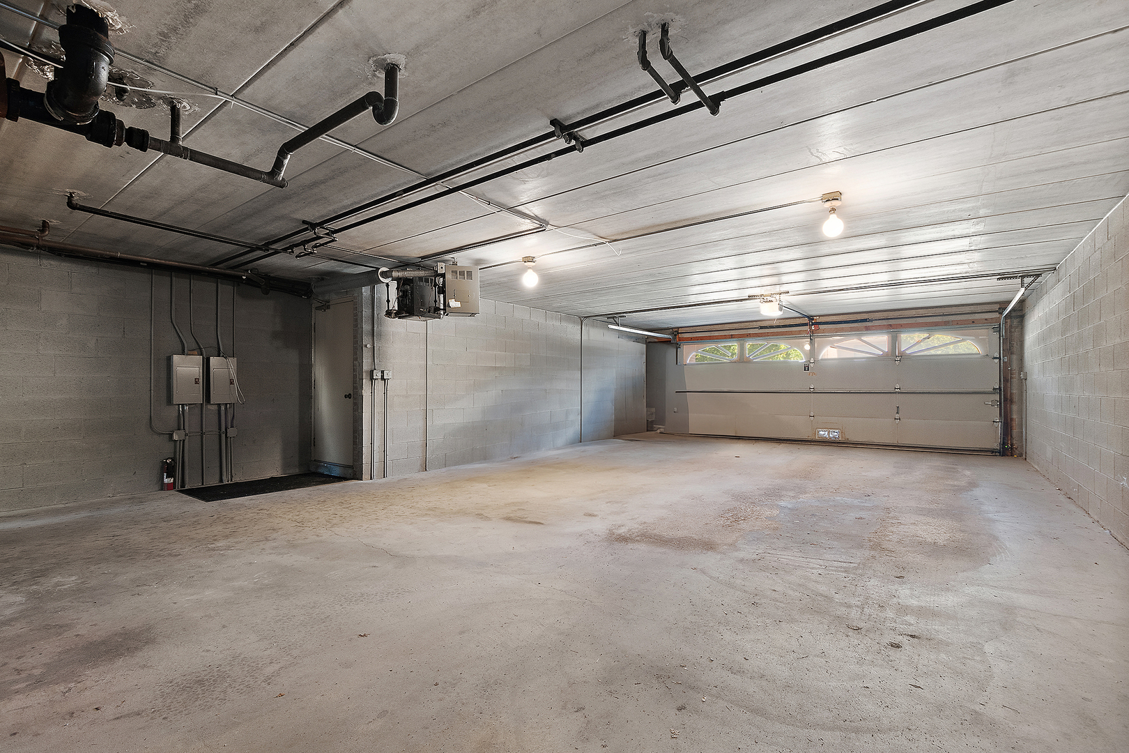 4025 W 93rd Place Unit: 1E