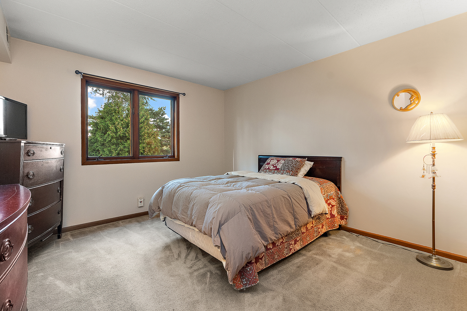 4025 W 93rd Place Unit: 1E