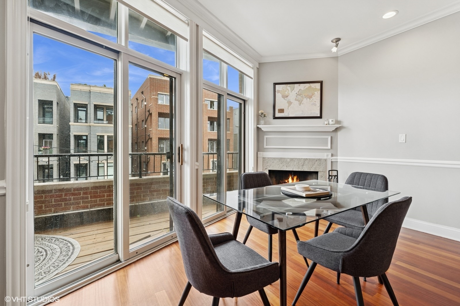 2438 N Clybourn Avenue Unit: 2