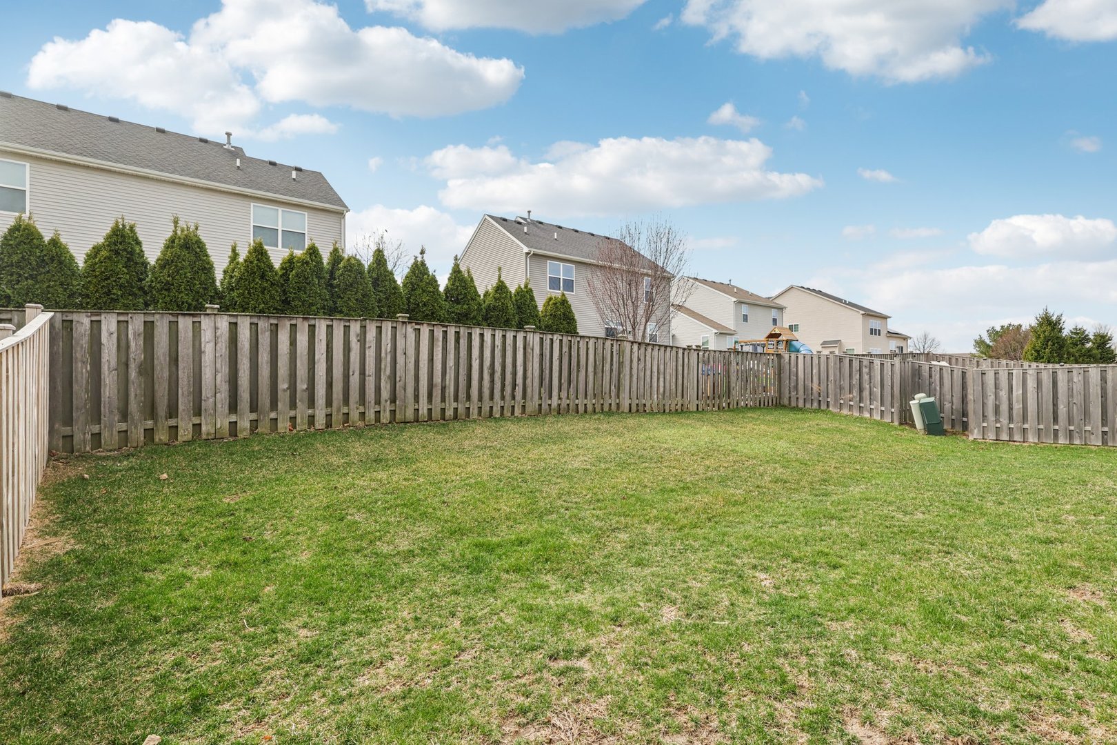 8122 Arlington Lane