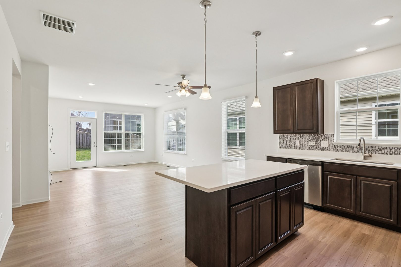 8122 Arlington Lane