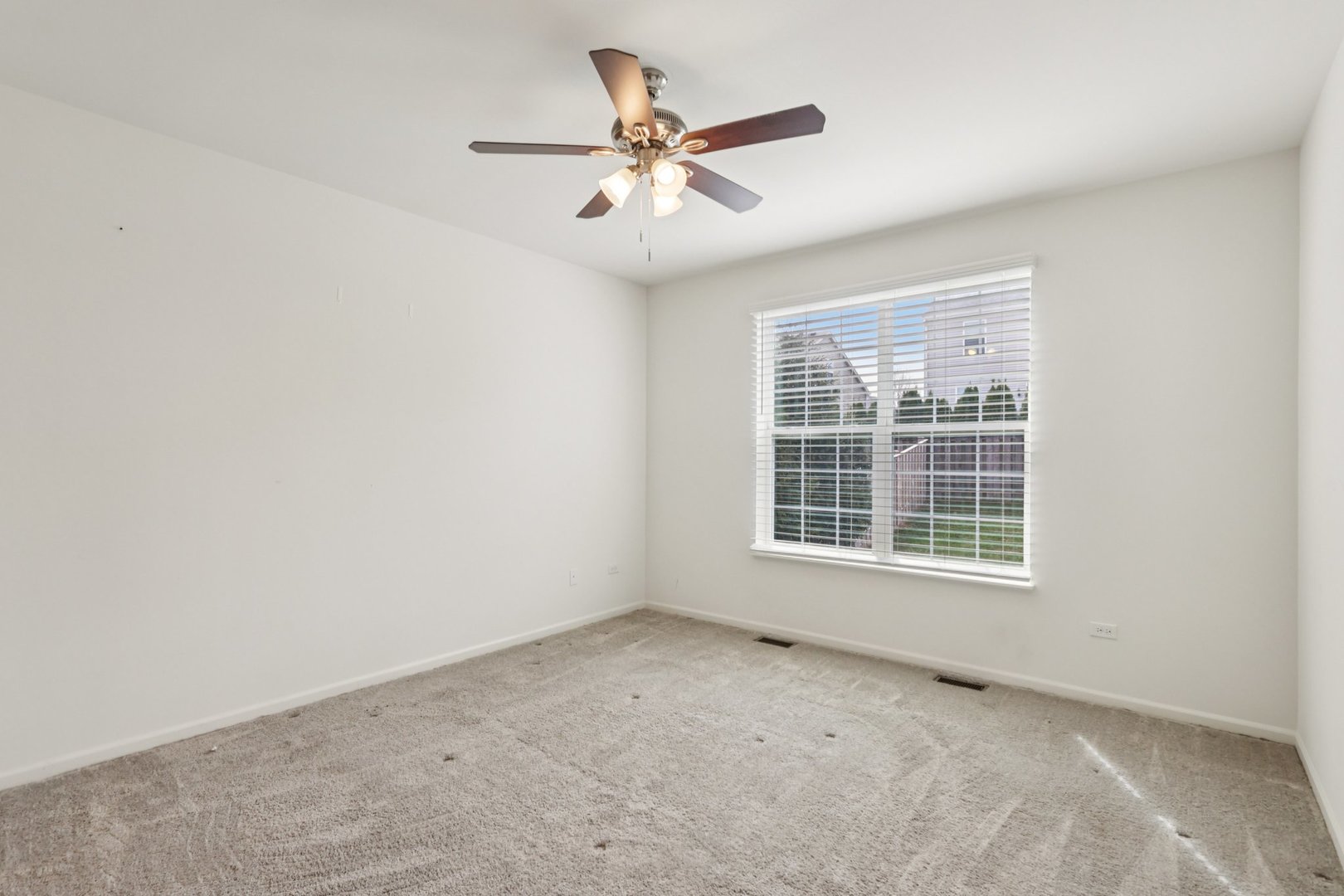 8122 Arlington Lane