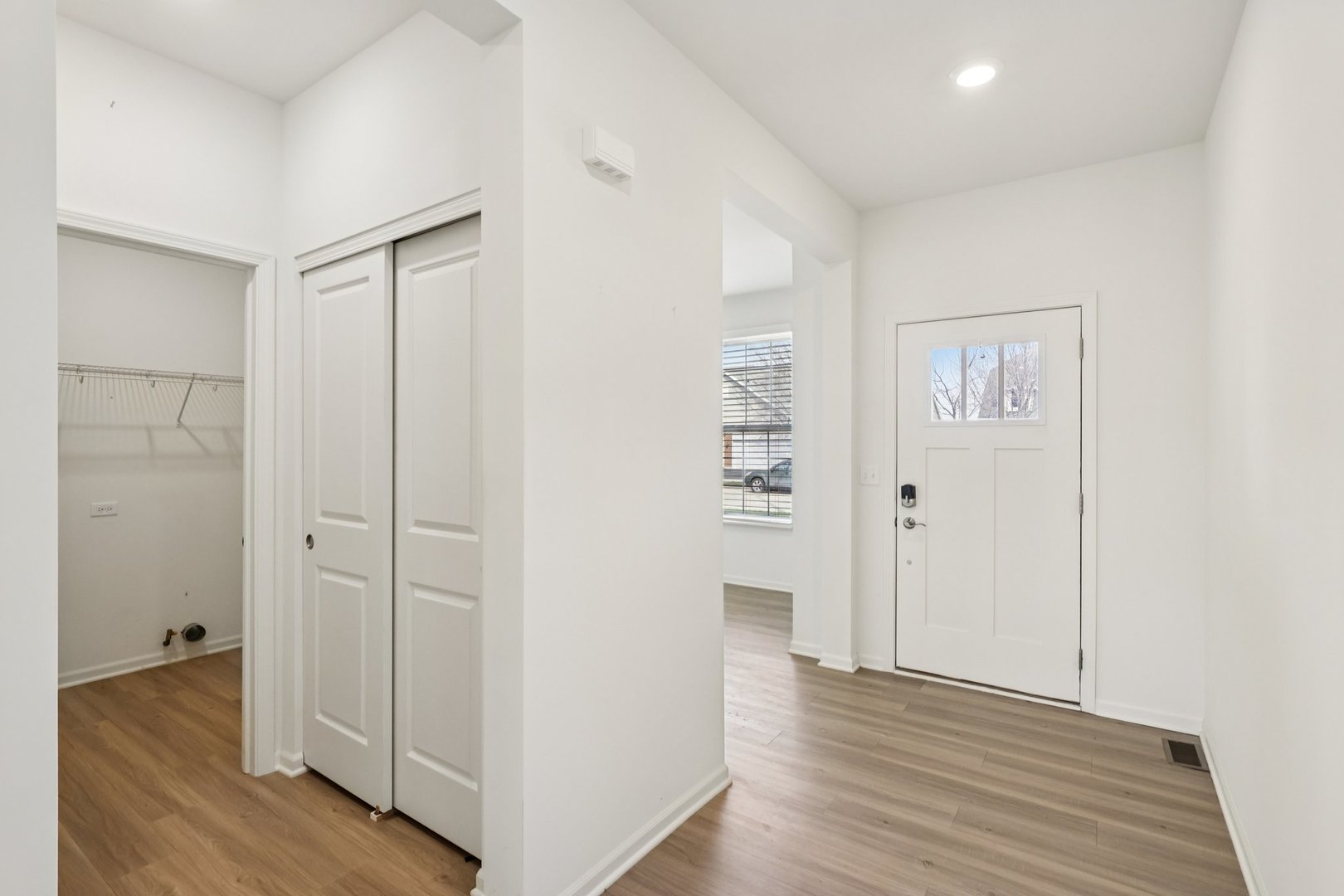 8122 Arlington Lane