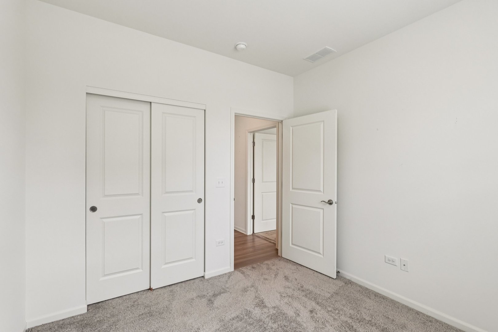8122 Arlington Lane