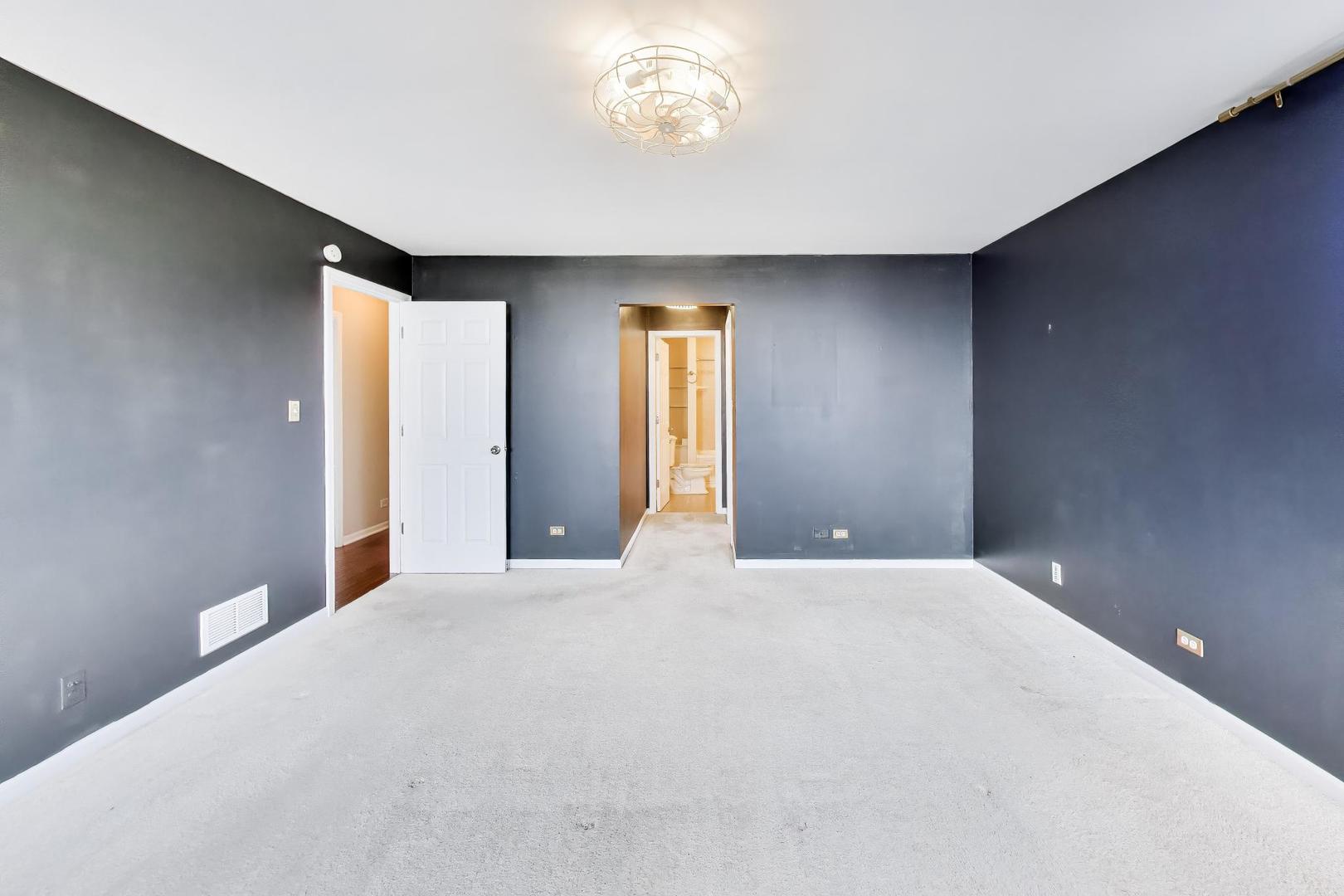 7230 S Adams Street Unit: D