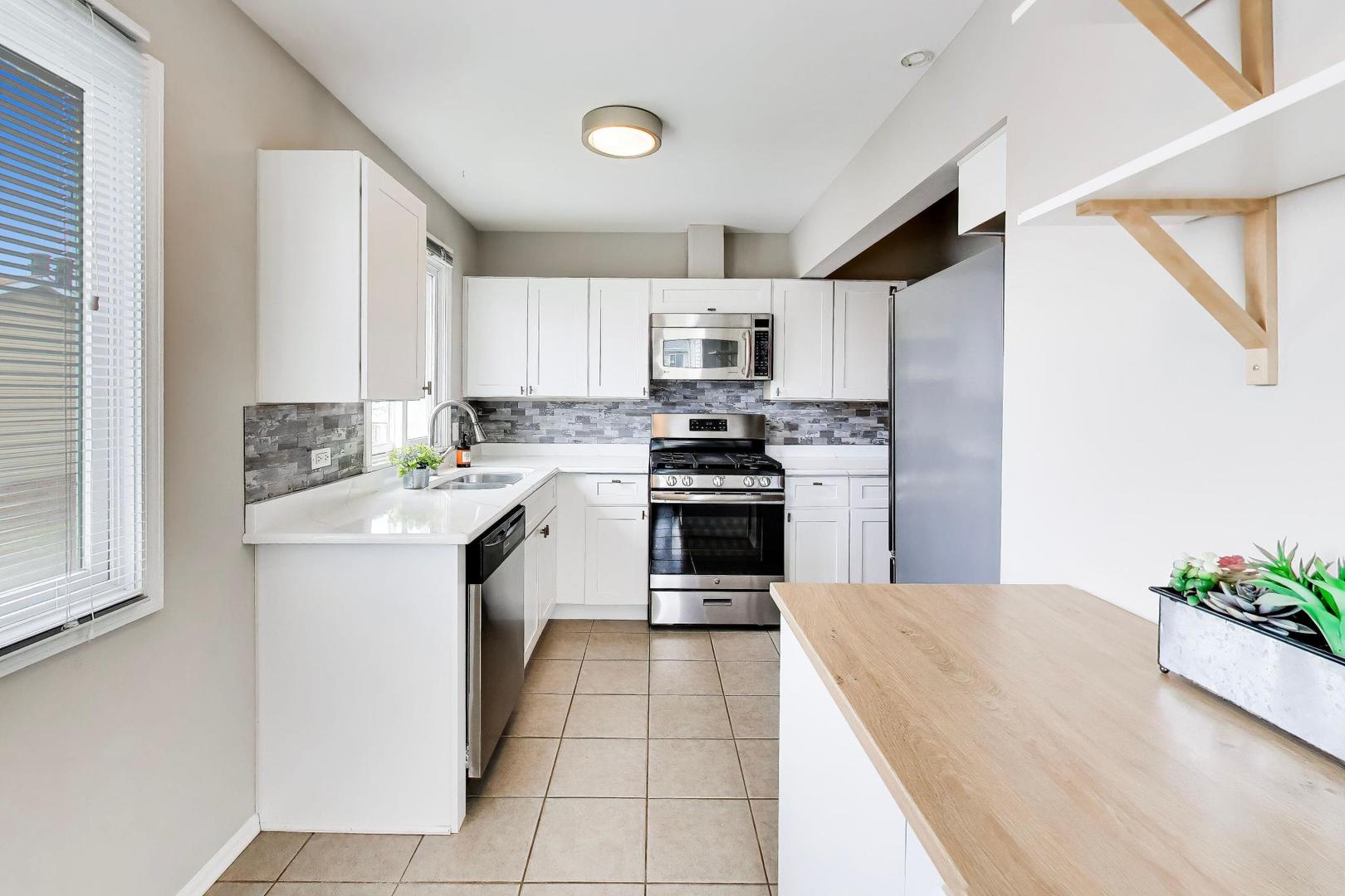 7230 S Adams Street Unit: D
