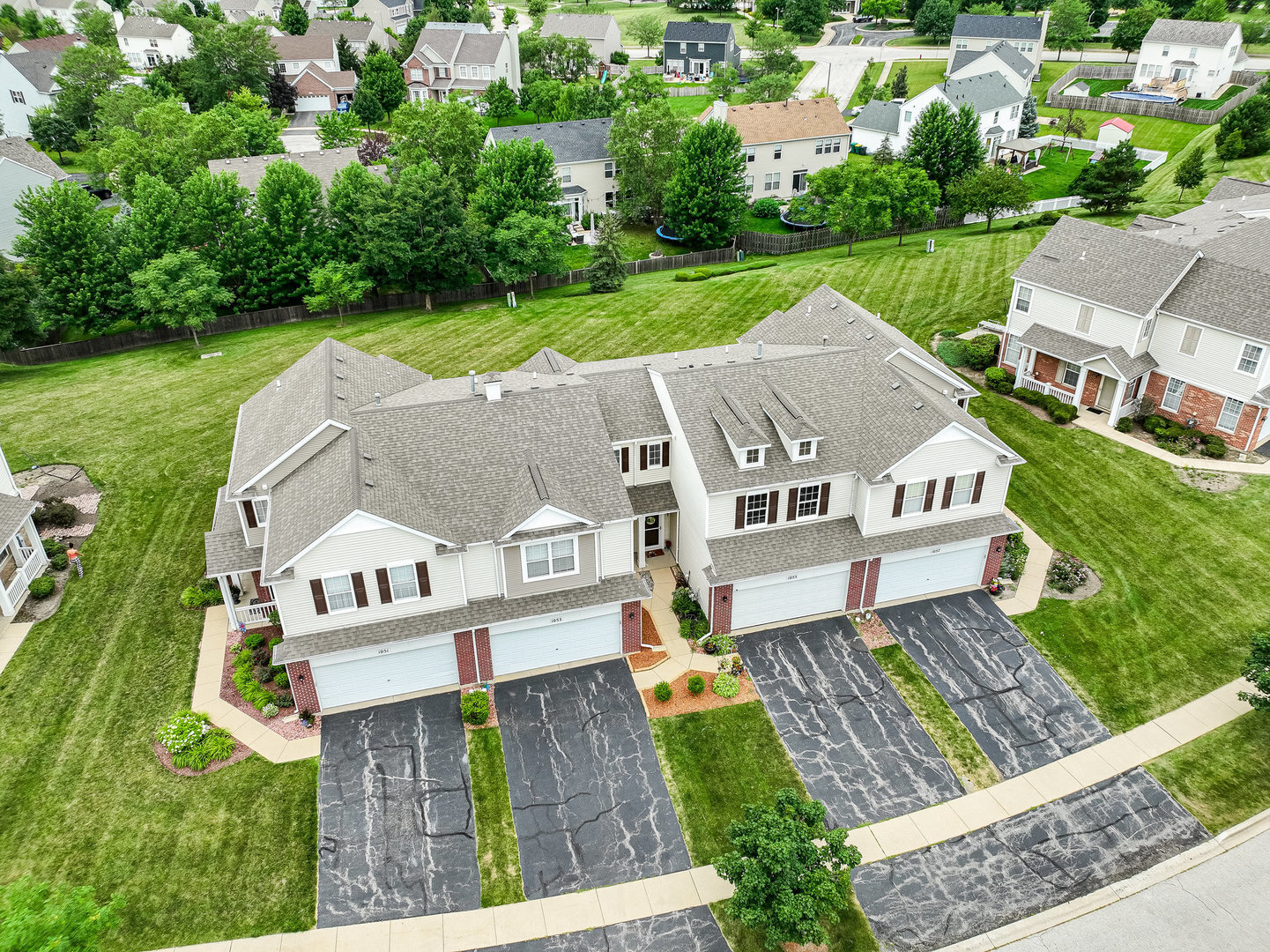 1033 Heron Circle