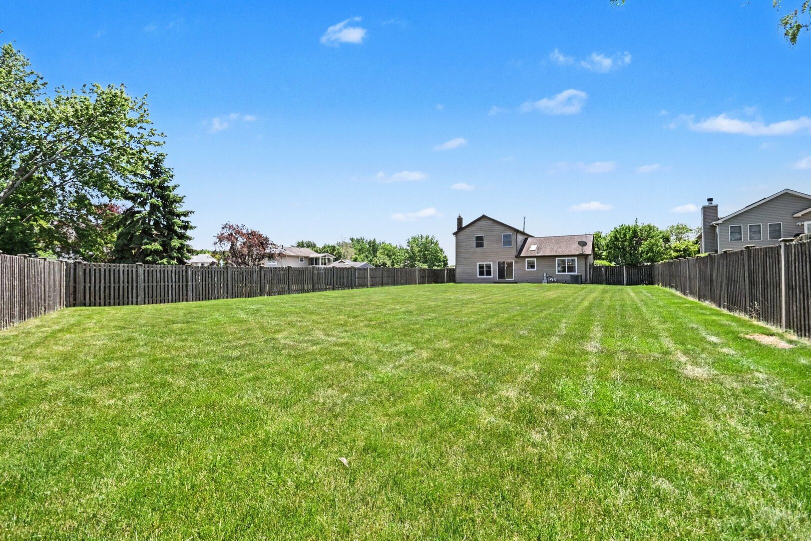 7912 W Barbara Lane