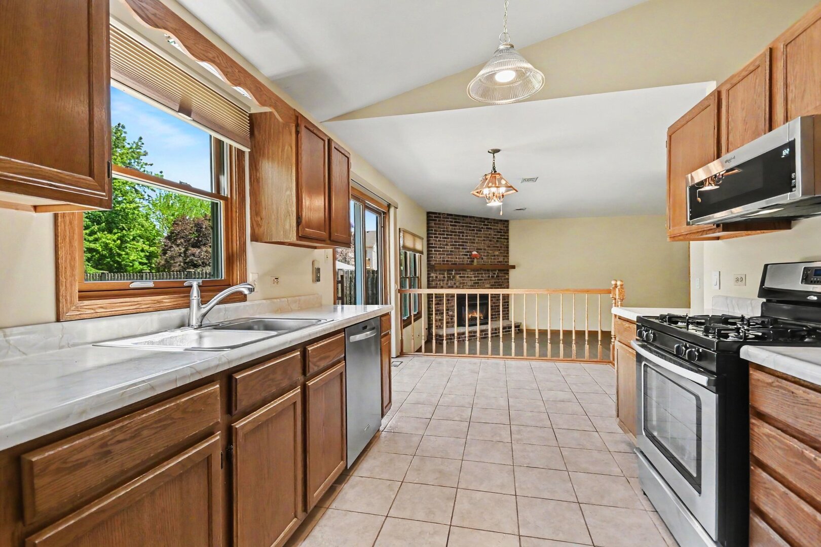7912 W Barbara Lane
