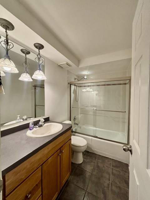 10749 S Harlem Avenue Unit: 1C