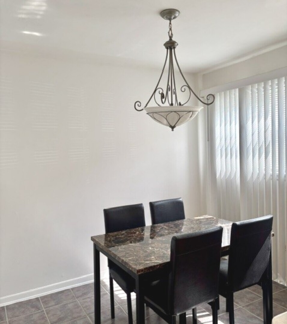 10749 S Harlem Avenue Unit: 1C