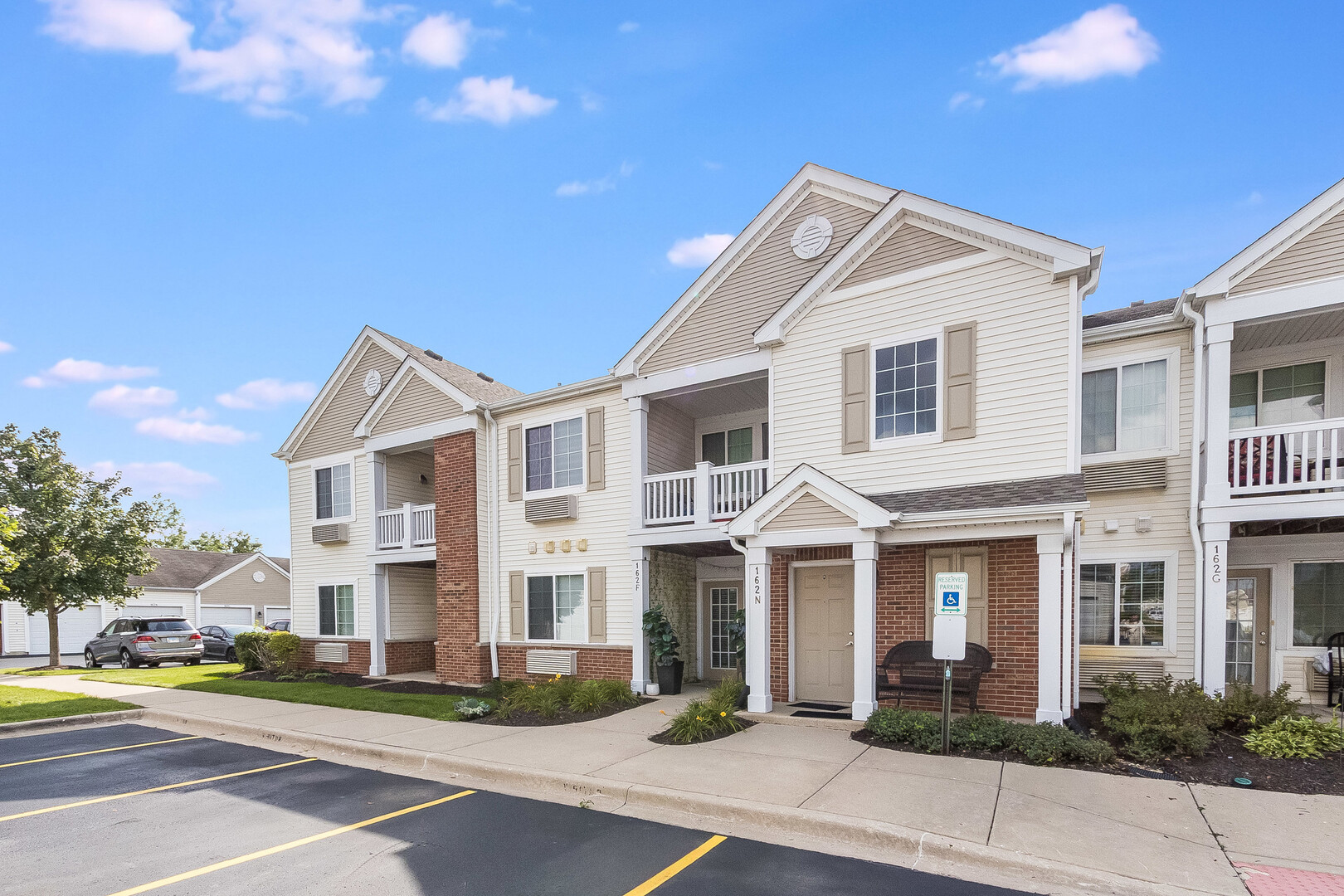 162 Bertram Drive Unit: F