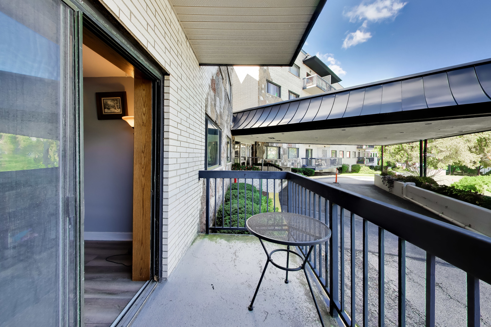 6700 S Brainard Avenue Unit: 101