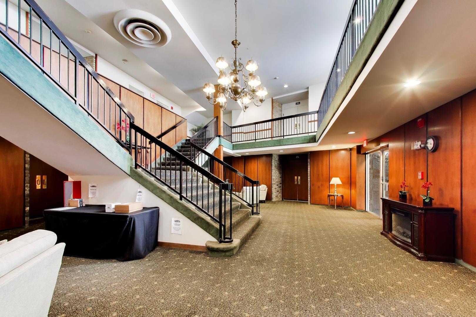 6700 S Brainard Avenue Unit: 101