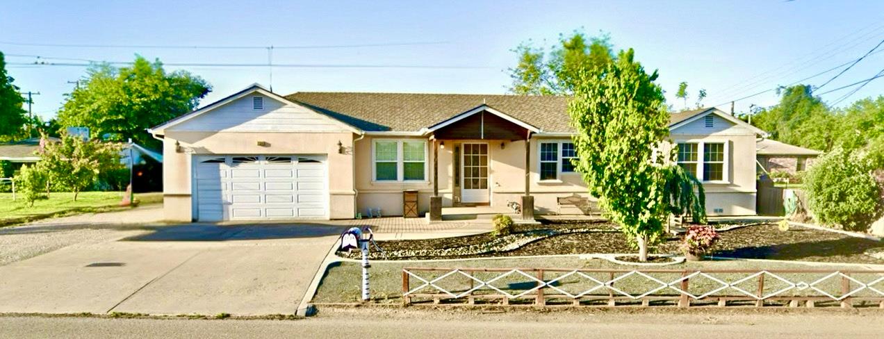 2734 W Byron Road