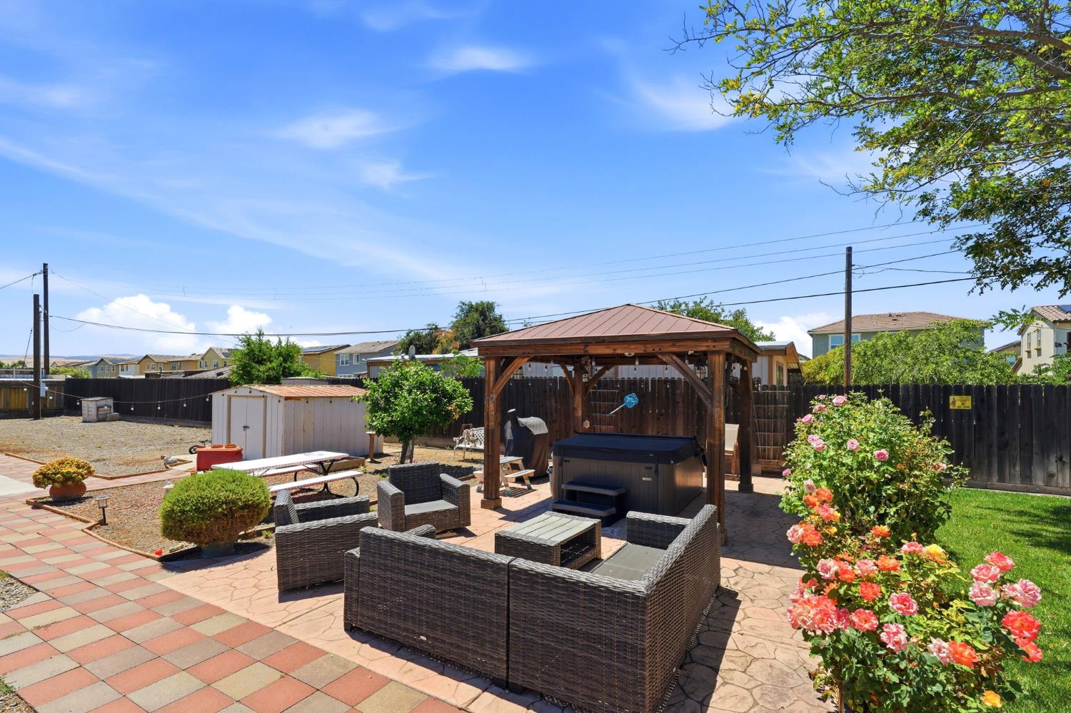 2734 W Byron Road