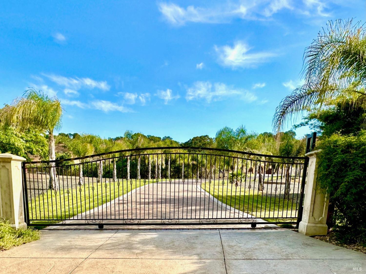 3424 Hidden Valley Lane