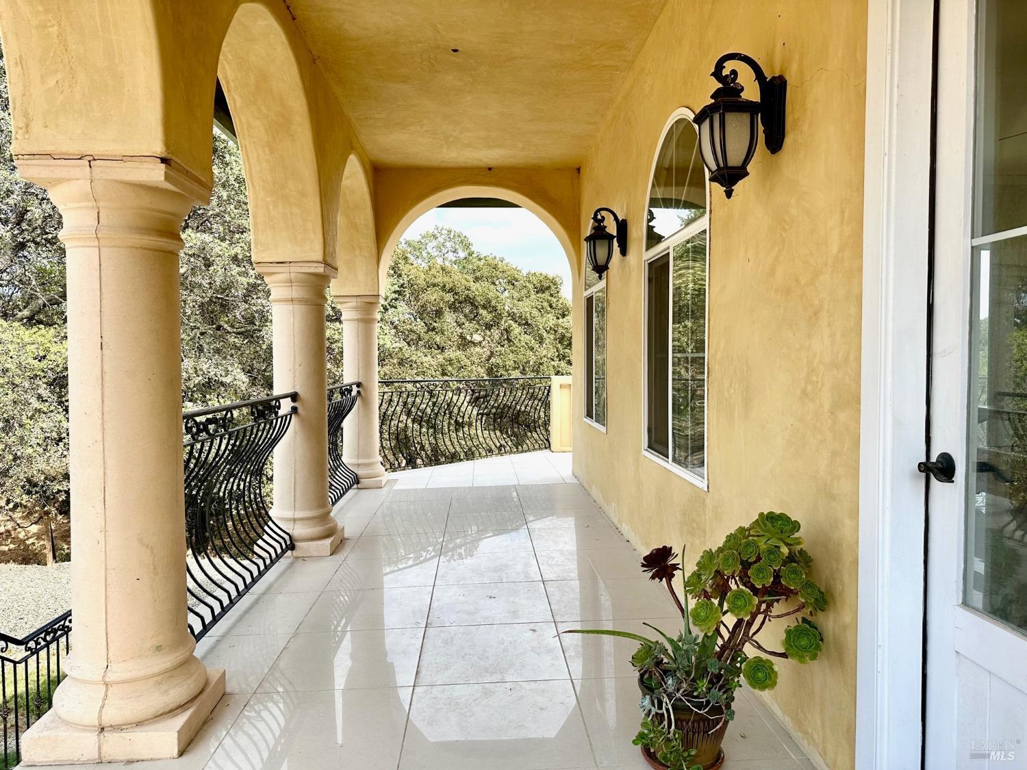 3424 Hidden Valley Lane