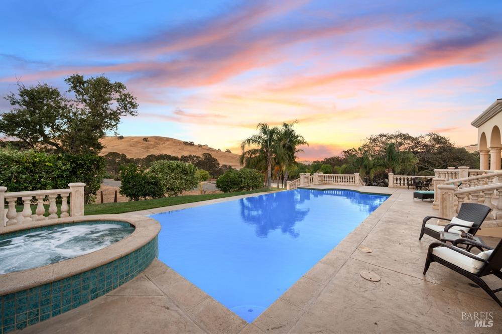 3424 Hidden Valley Lane