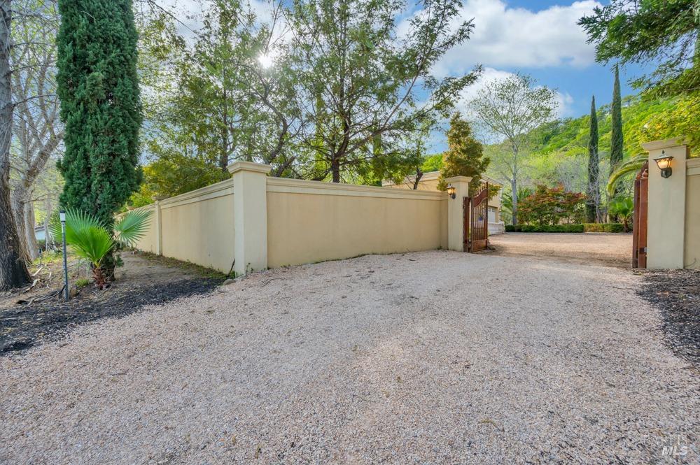 3467 Blue Mountain Drive