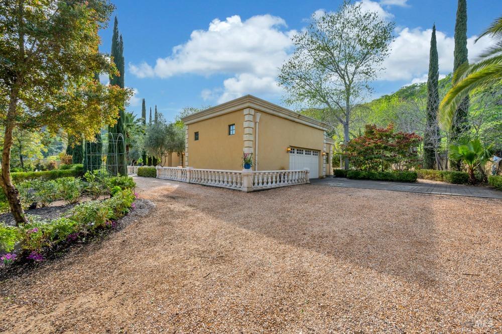 3467 Blue Mountain Drive