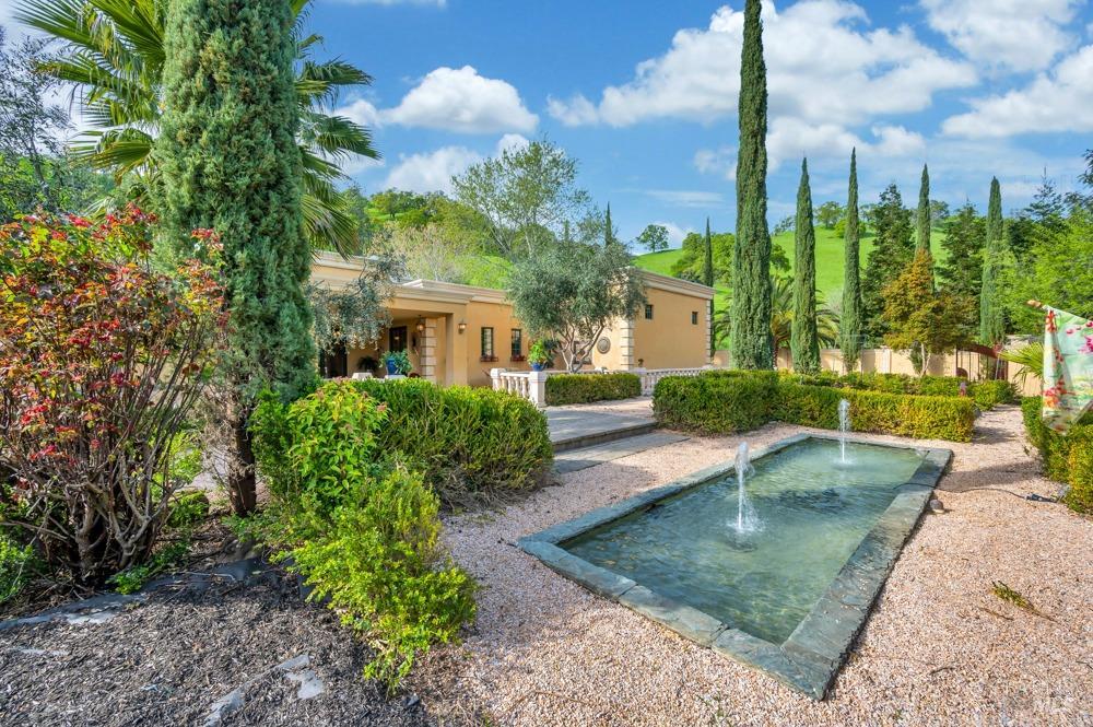3467 Blue Mountain Drive