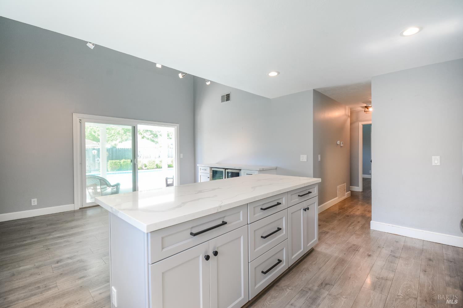 1145 Woodvale Drive