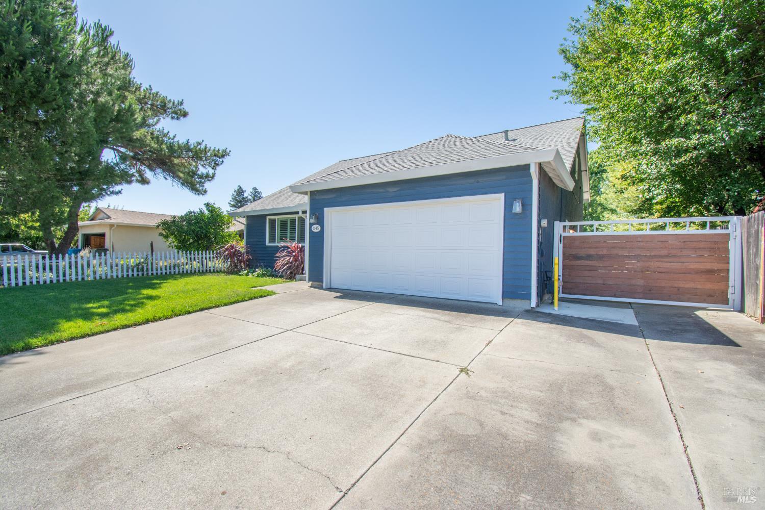 1145 Woodvale Drive