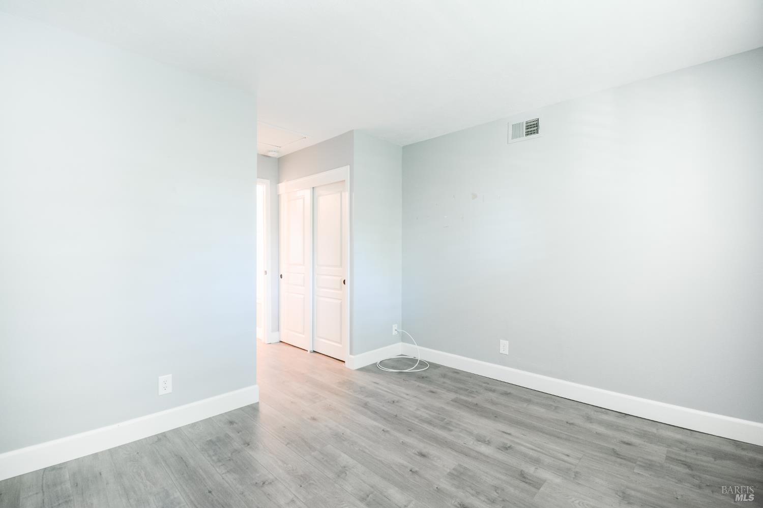 1145 Woodvale Drive