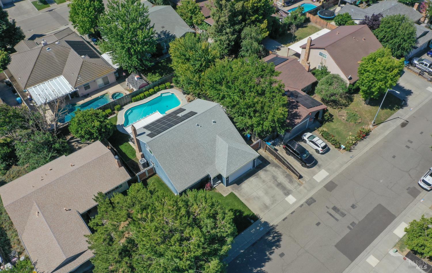 1145 Woodvale Drive