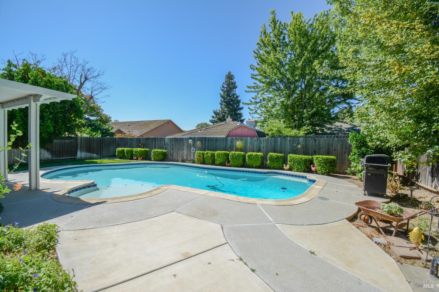 1145 Woodvale Drive