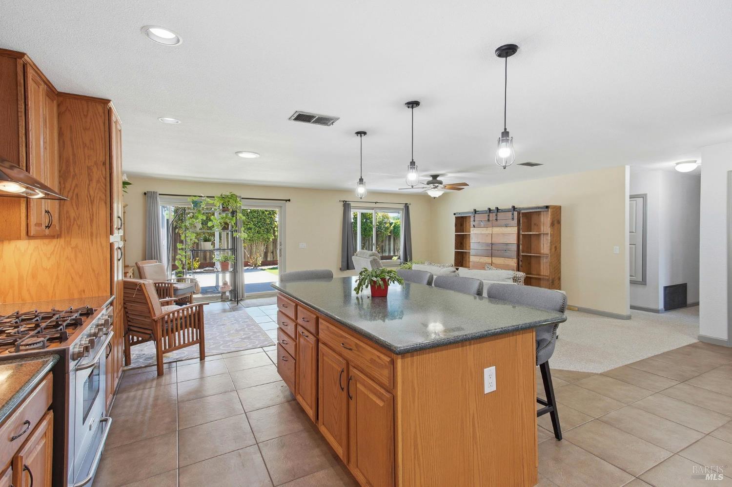 1120 Oxford Court