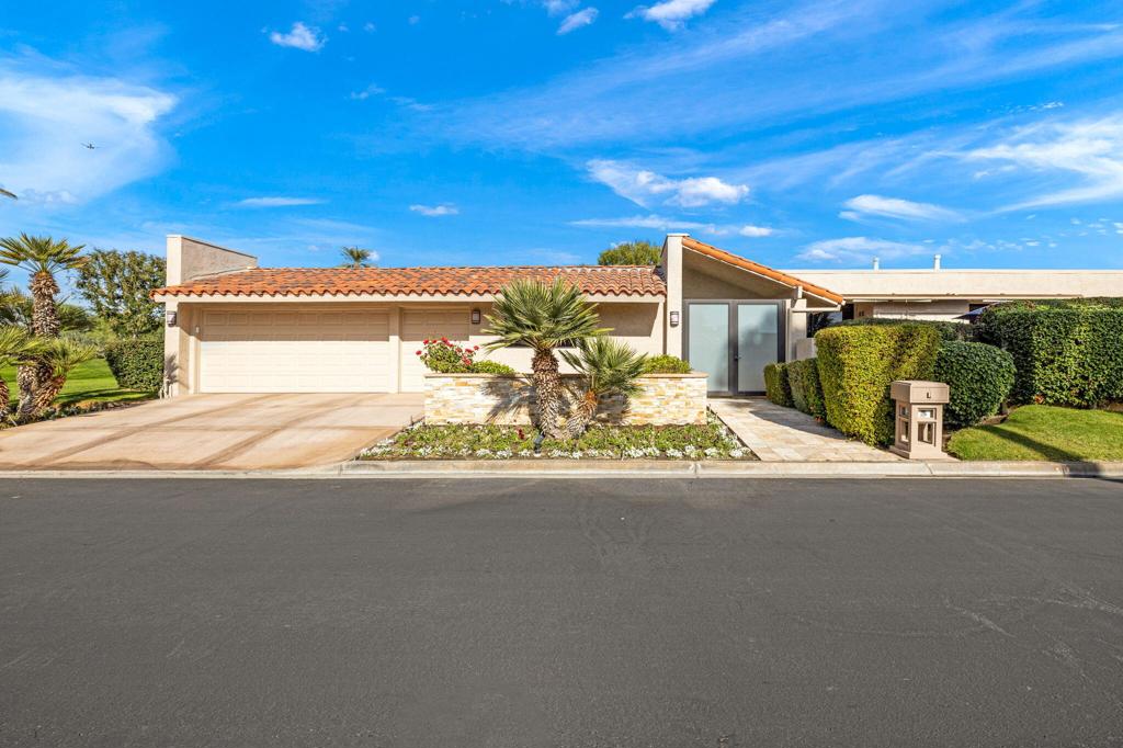 27 Stanford Drive Drive