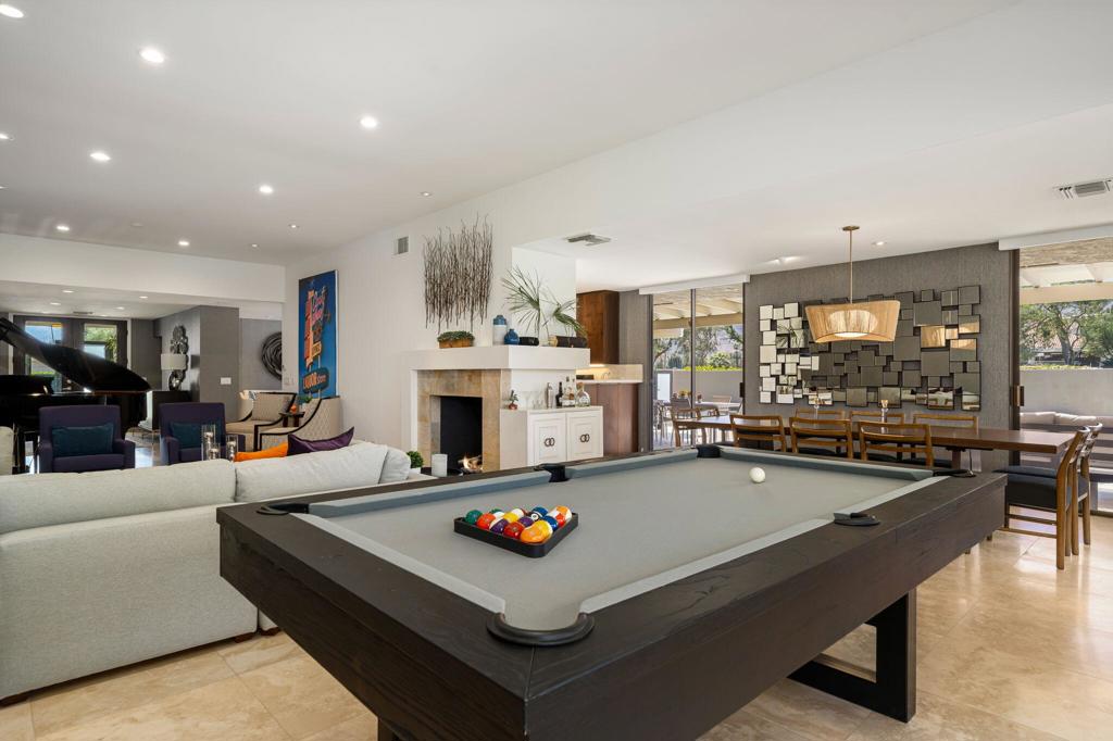 27 Stanford Drive Drive