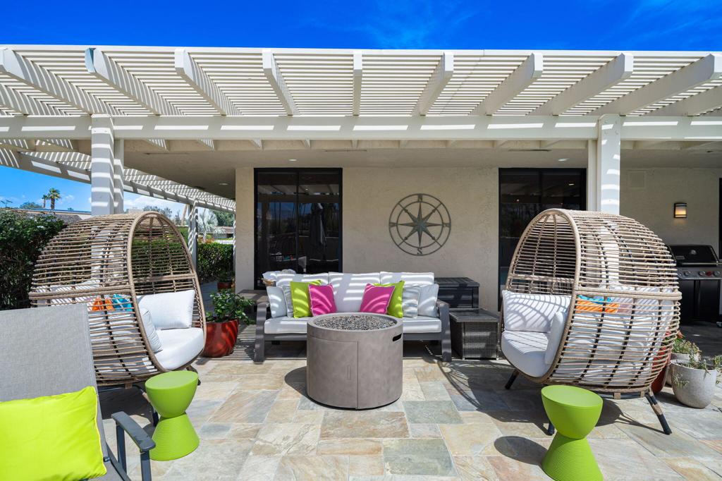 27 Stanford Drive Drive