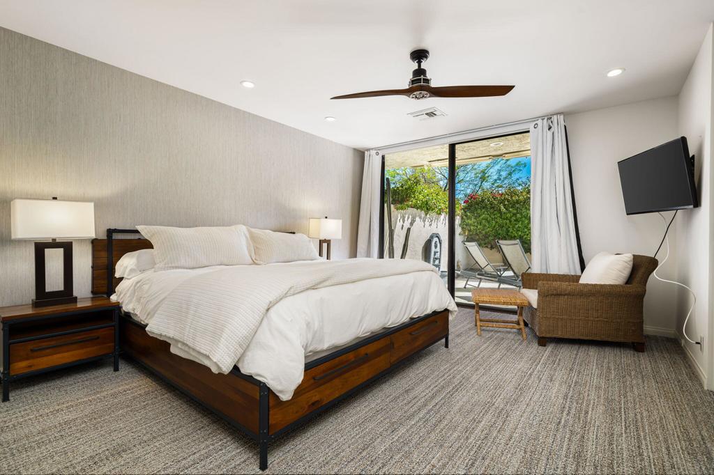 27 Stanford Drive Drive