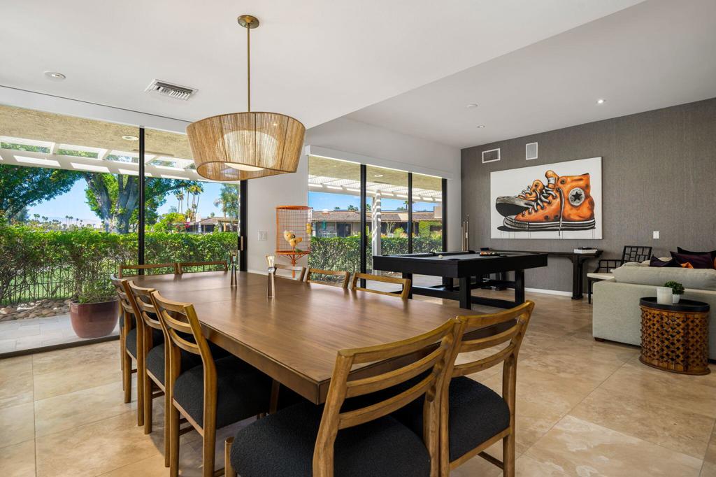 27 Stanford Drive Drive